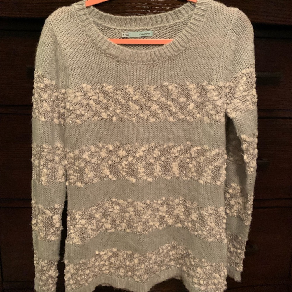 Beautiful sweater, blue with a little bit of sparkle in the white